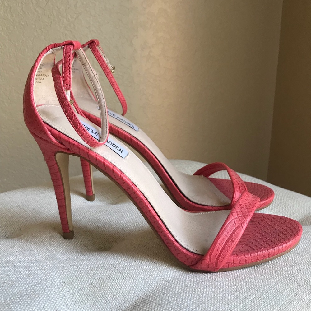 Coral Snakeskin Steve Madden Heels